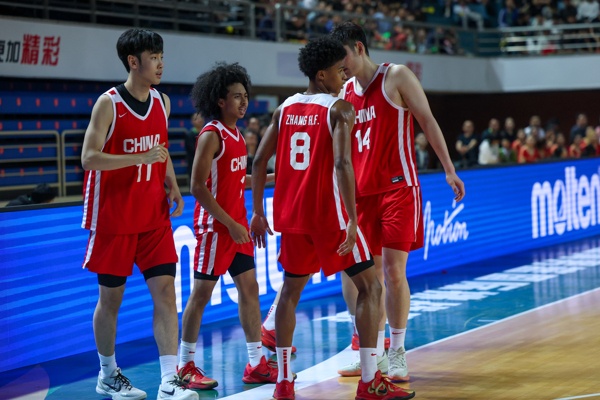付政浩：U19世界杯赛  中国队第13中规中矩 郇斯楠应留在