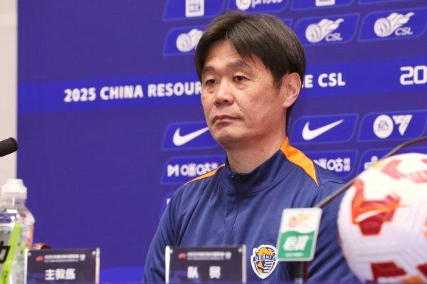 李霄鹏：队员的赛事  竞技状态  没问题，我们在主场作战  会倾尽所有把赛事  打好