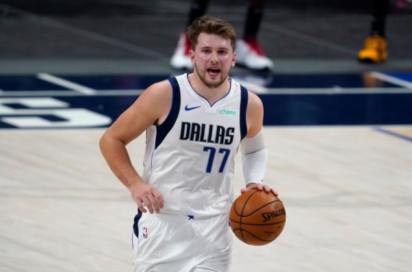 东契奇谈往年休赛期：刚来NBA时才18岁 不知道头四五年该期