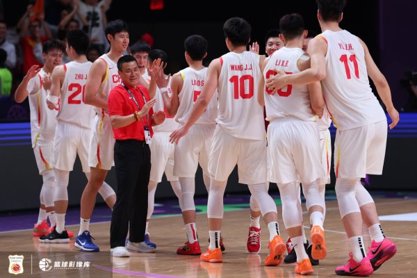 搁前几年你敢想？中国男篮三分命中率41.2%赛会最高 罚球7