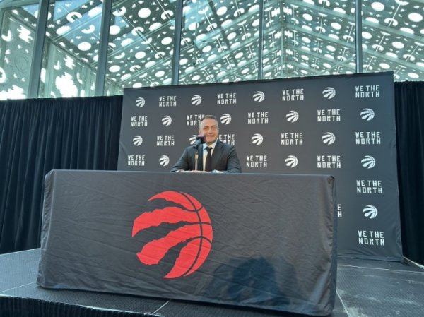 猛龙主帅：新赛季希望球队每天每周都进步1% 我不会回避任何应