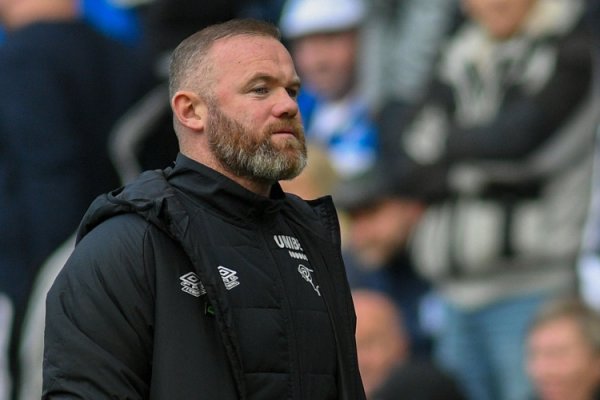 鲁尼：每次去安菲尔德都被冻惨了，不知道是不是他们故意弄的