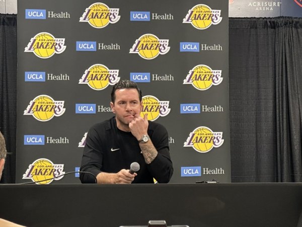 下周复健    练习  ！雷迪克：东契奇有必要休息一段时间计