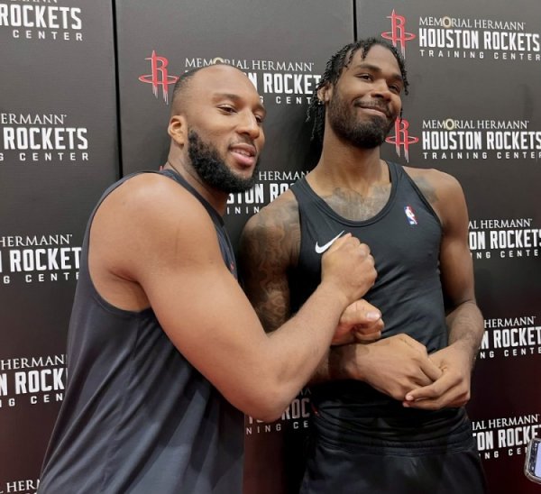 上赛季场均12分6.4板！奥科吉to伊森：年度最佳第六人 就