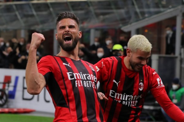 加斯佩里尼：吉鲁的移动非常灵敏度，他在AC米兰时的表现极其出