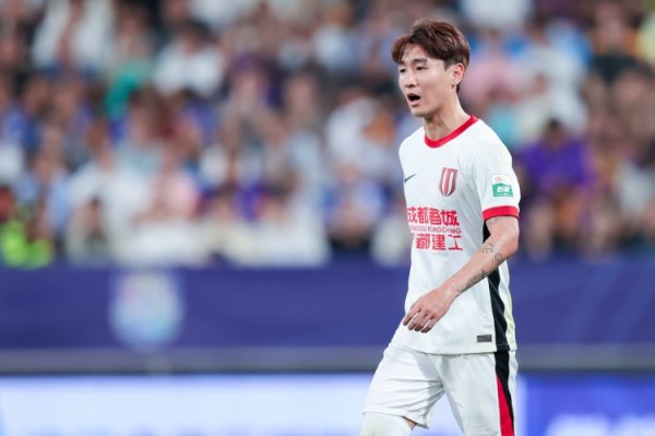 韦世豪生涯第二次中超赛季得分  上双，第一次是2019年的1