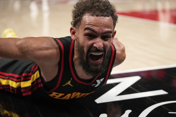 名嘴：下赛季是特雷-杨带领老鹰冲击联盟前列的绝佳机会