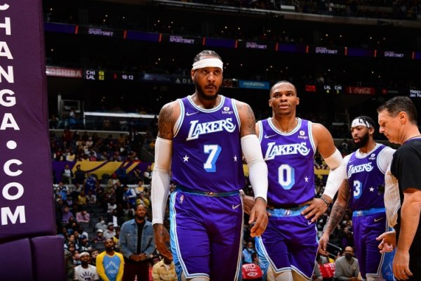 安东尼：威少不可能从队史GOAT变成可有可无球员 他还能发挥