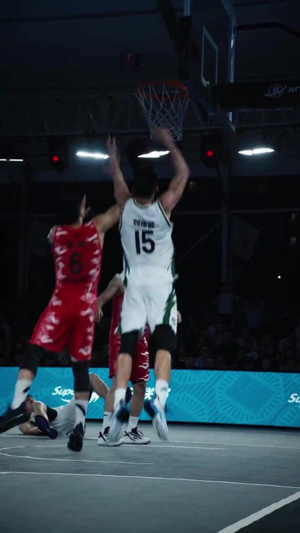 超三职业联赛  ：20多岁的刘康能在场上已是经验老道