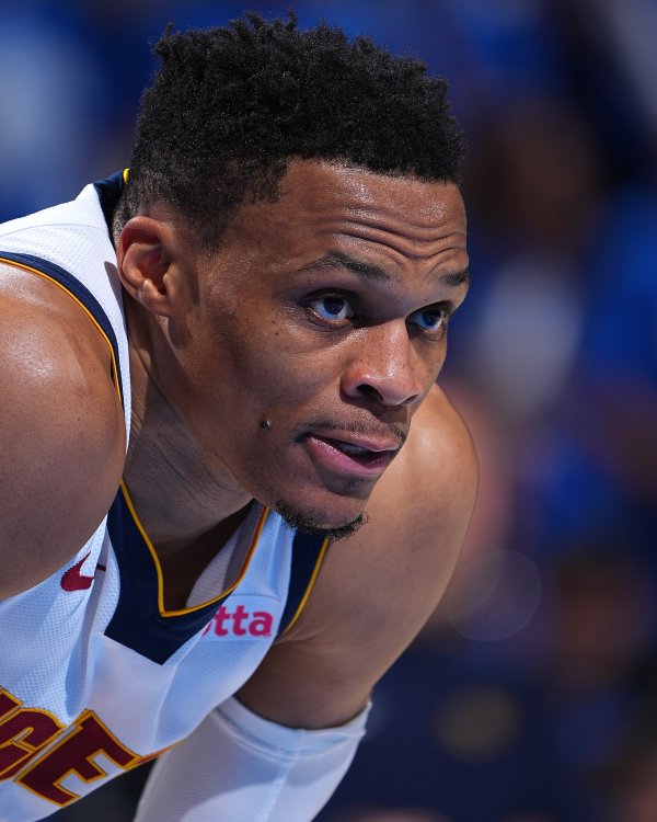 国王主帅：我一直是威少的球迷 非常看重他的角逐  竞技状态 