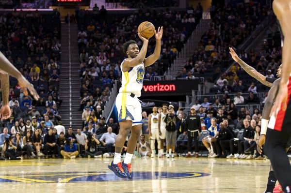 小库里会回来！勇士官方：球队裁掉克赖尔&赛斯-库里