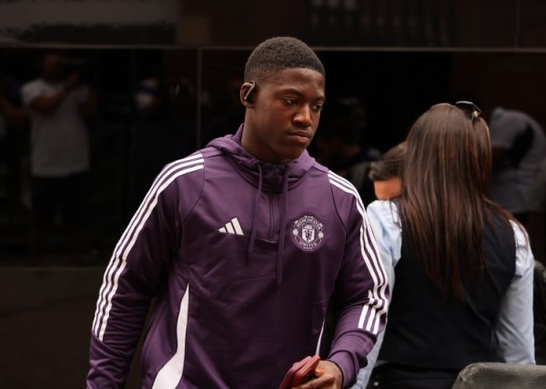 身价4500万！那不勒斯将再次尝试签梅努，小麦+霍伊伦已重获