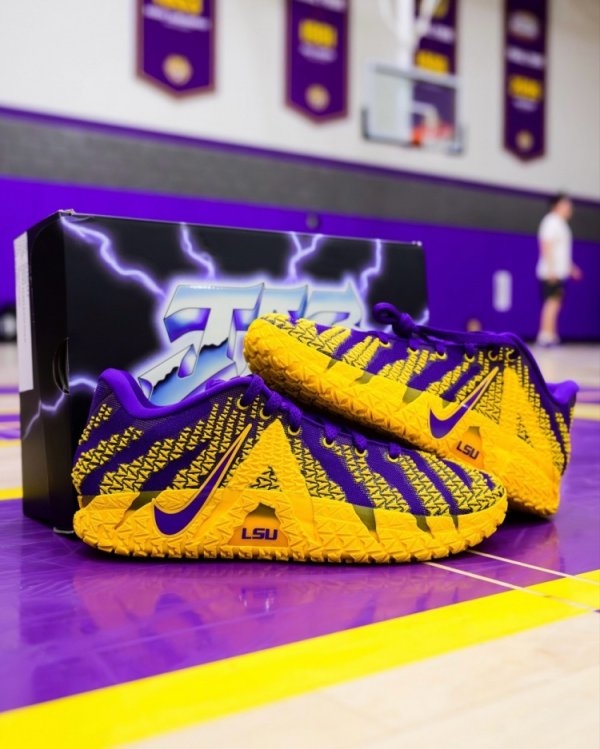 名校就是福利多！路易斯安那州立校队晒球队配色的莫兰特PE！